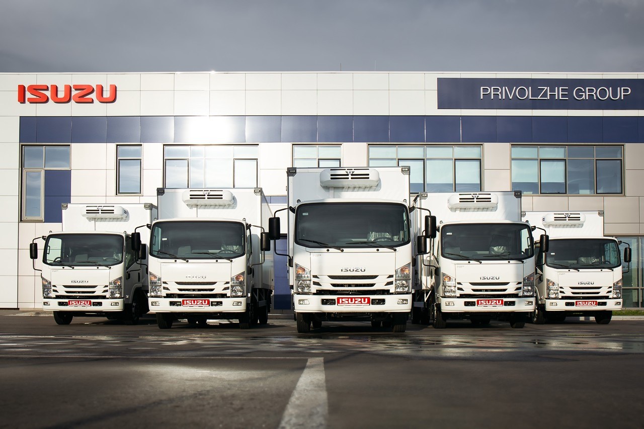 9 ФУРГОНОВ-РЕФРИЖЕРАТОРОВ НА ШАССИ ISUZU ELF 7.5 ПЕРЕДАНЫ «НИЖЕГОРОДСКОЙ ЛОГИСТИЧЕСКОЙ КОМПАНИИ» 9 ФУРГОНОВ-РЕФРИЖЕРАТОРОВ НА ШАССИ ISUZU ELF 7.5 ПЕРЕДАНЫ «НИЖЕГОРОДСКОЙ ЛОГИСТИЧЕСКОЙ КОМПАНИИ»
